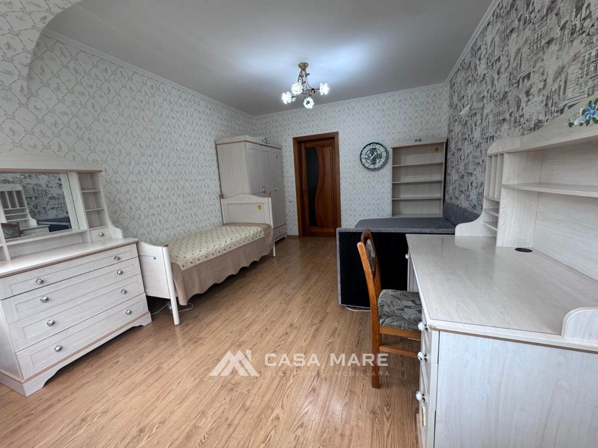 3-комнатная квартира, 160 м², Телецентр, Кишинёв 4