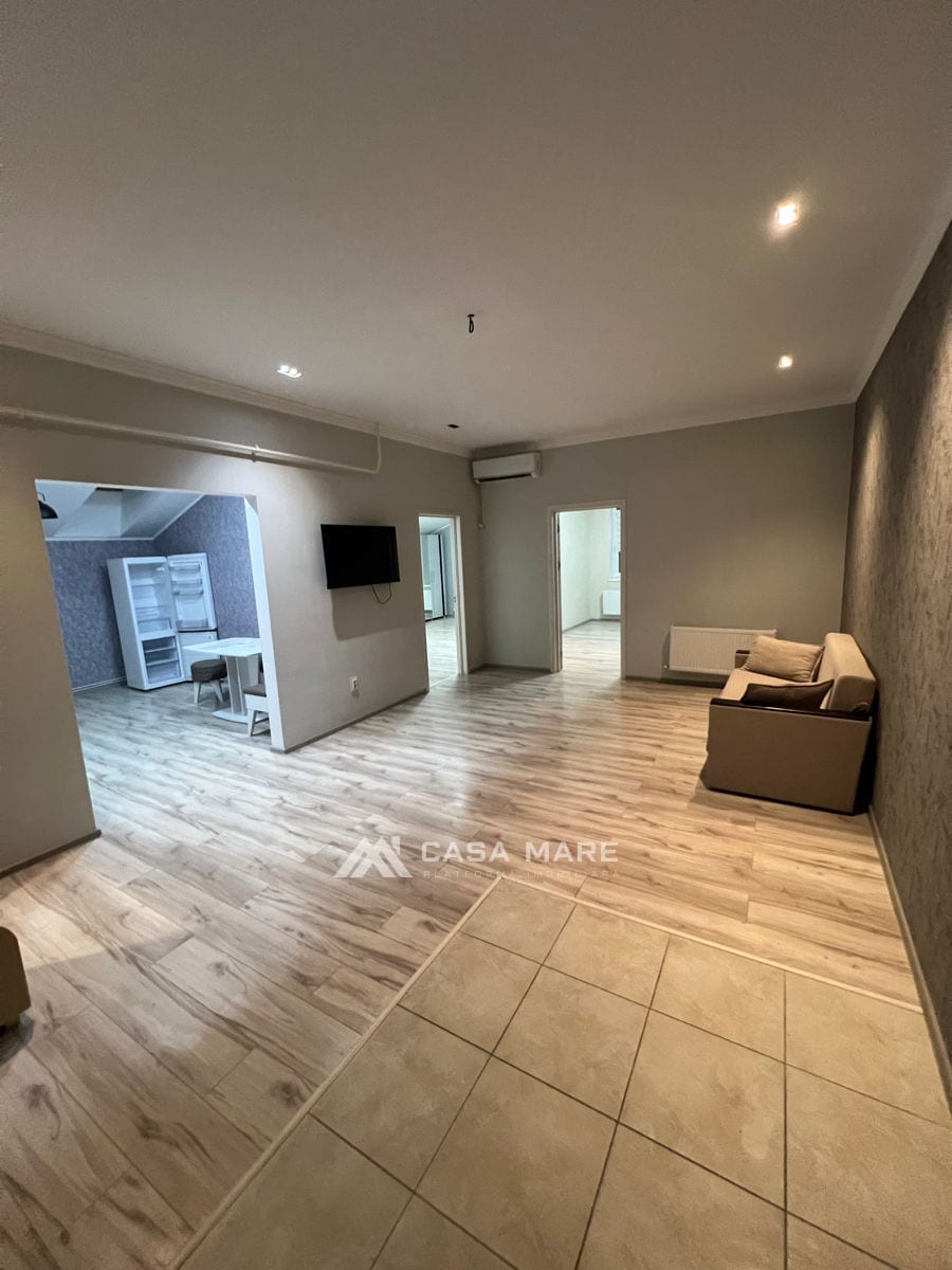 2-комнатная квартира, 88 м², Дурлешты 4