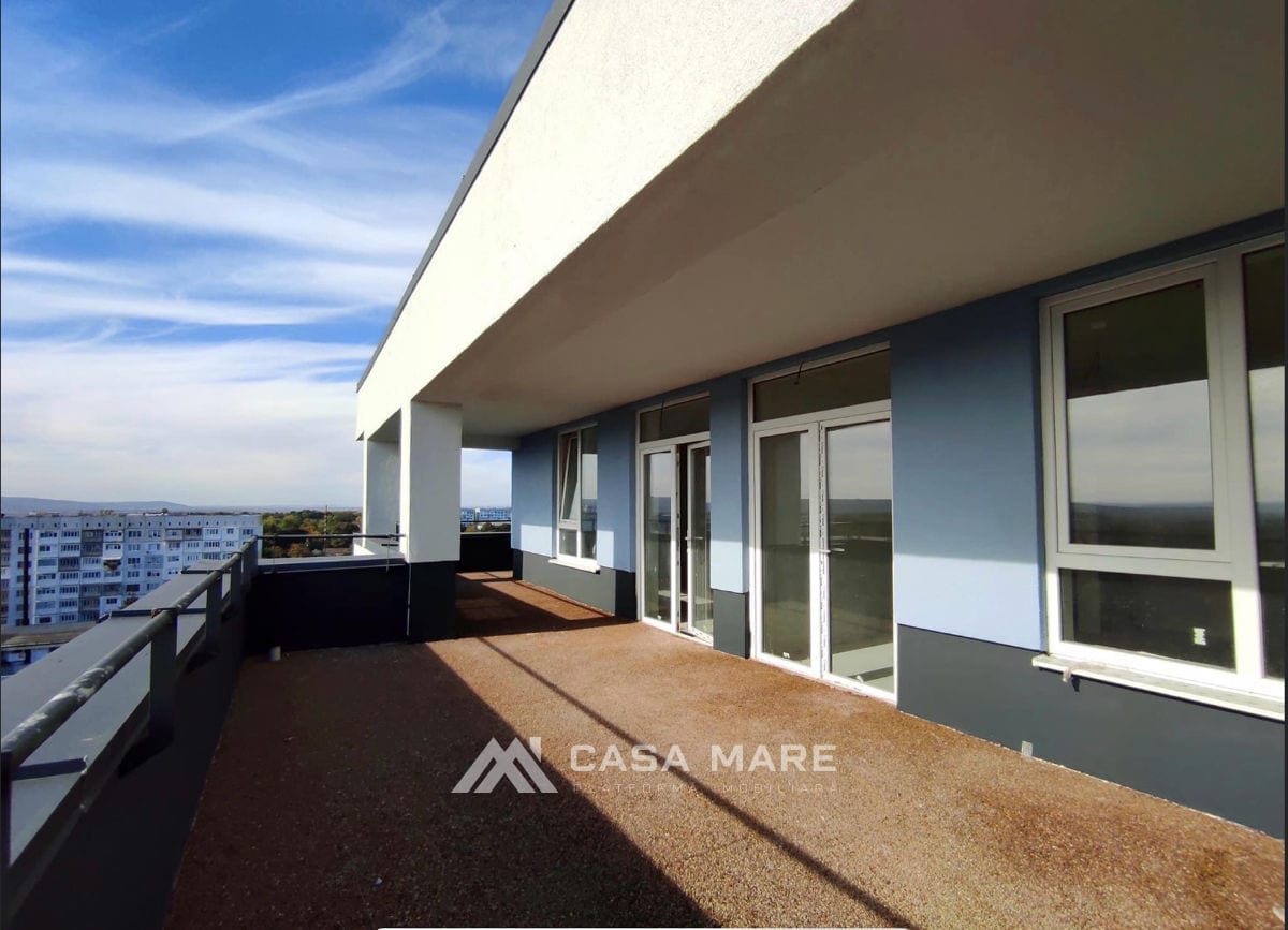 Apartament cu 3 camere, 197 m², Ungheni 4