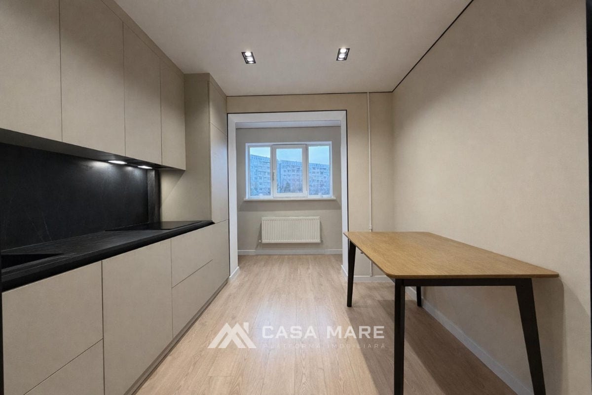 3-комнатная квартира, 79 м², 10 cartier, Bălți 1