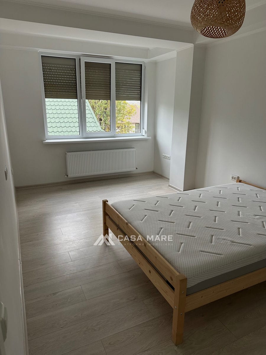 Apartament cu 2 camere, 58 m², Chișinău 4