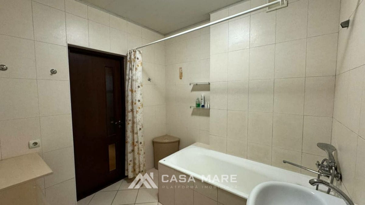 Apartament cu 2 camere, 73 m², Botanica, Chișinău 9
