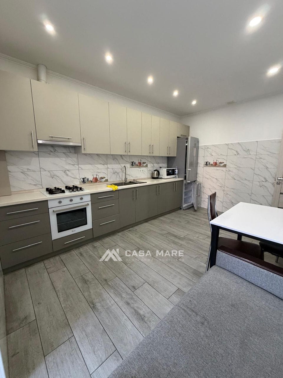 Apartament cu 1 cameră, 52 m², Centru, Chișinău 1