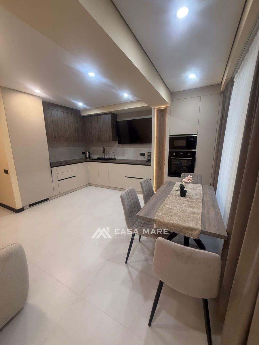 Apartament cu 2 camere, 106 m², Durlești 4
