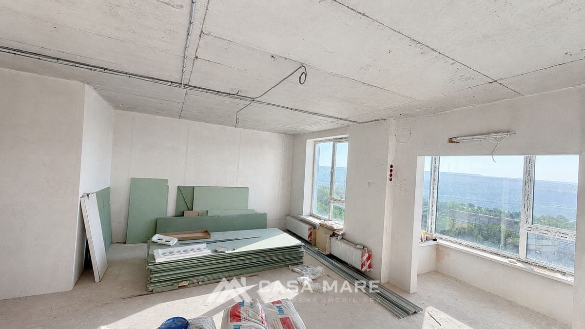 Apartament cu 3 camere, 130 m², Ungheni 4