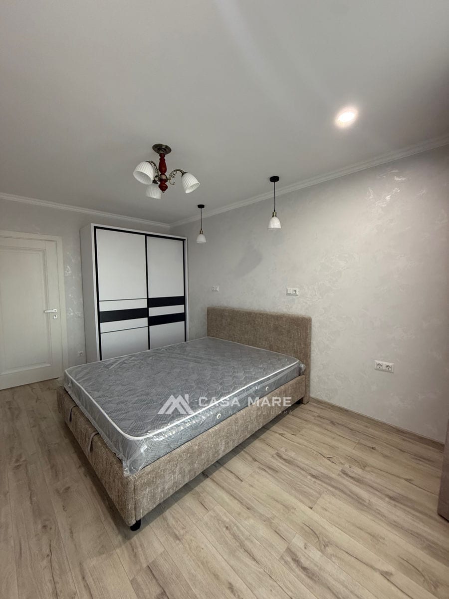 2-комнатная квартира, 73 м², Ботаника, Кишинёв 1