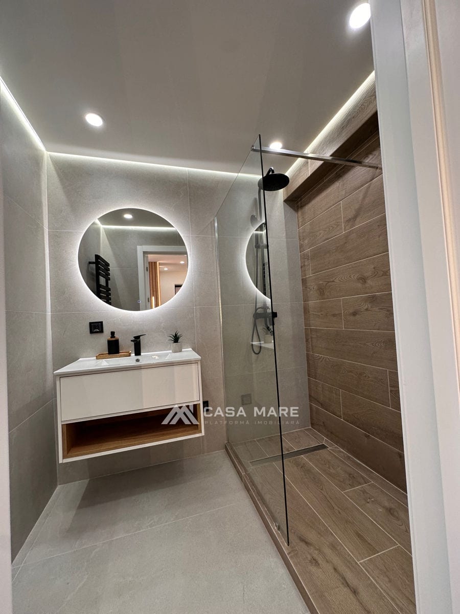 Apartament cu 2 camere, 60 m², Ialoveni 8
