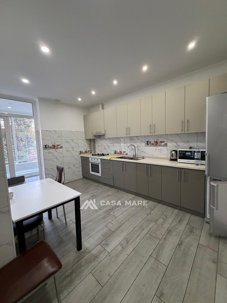 1-комнатная квартира, 52 м², Центр, Кишинёв 2