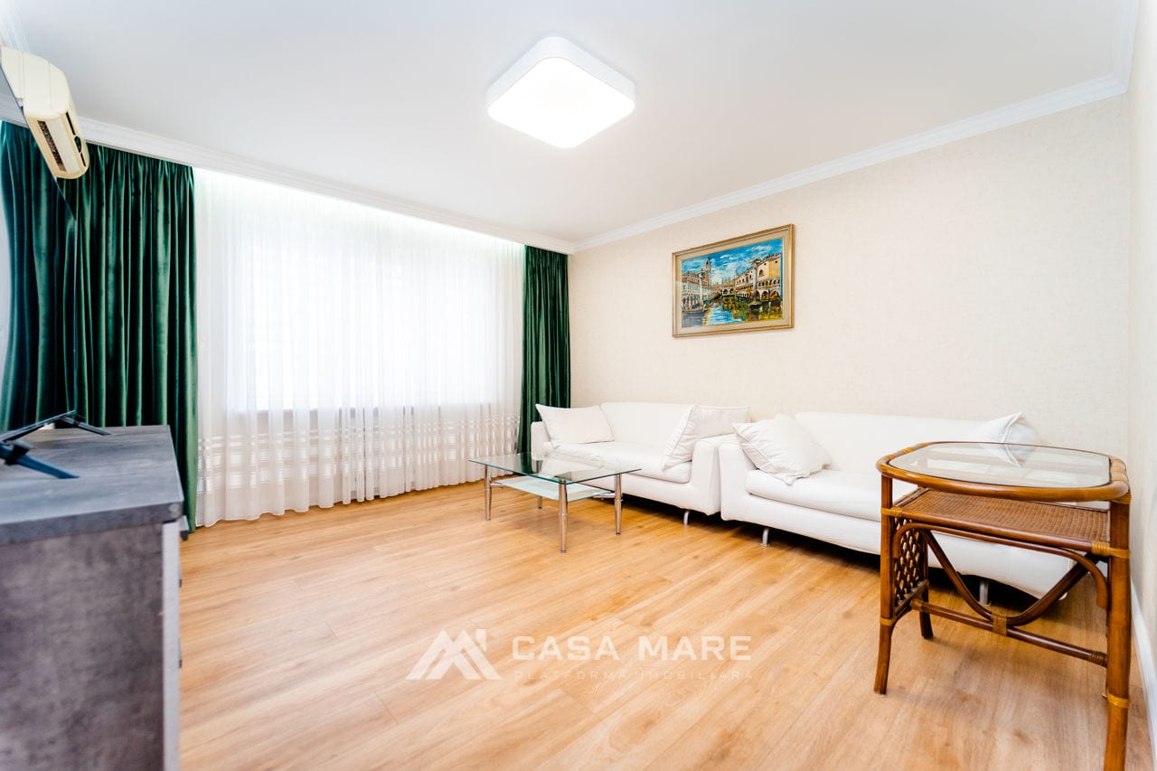 3-комнатная квартира, 82 м², Центр, Кишинёв 2