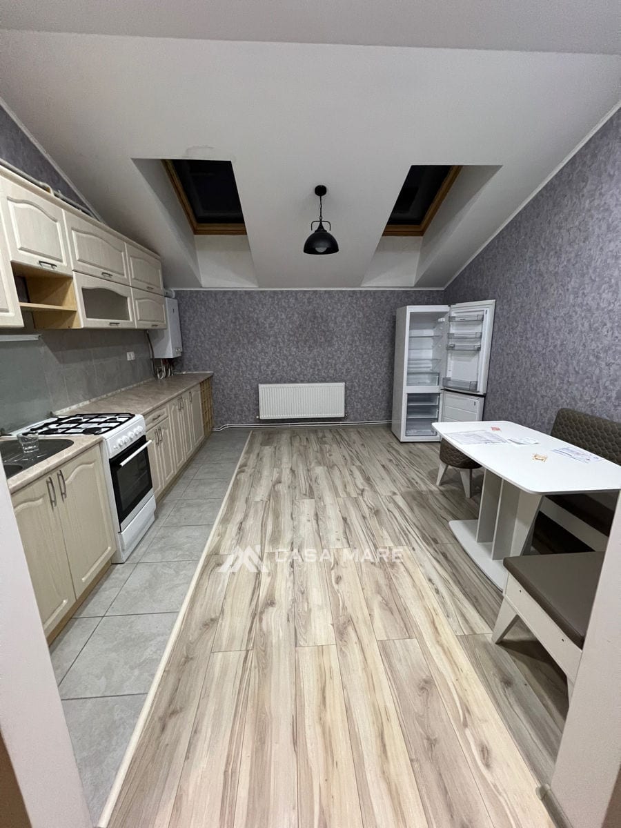 2-комнатная квартира, 88 м², Дурлешты 6