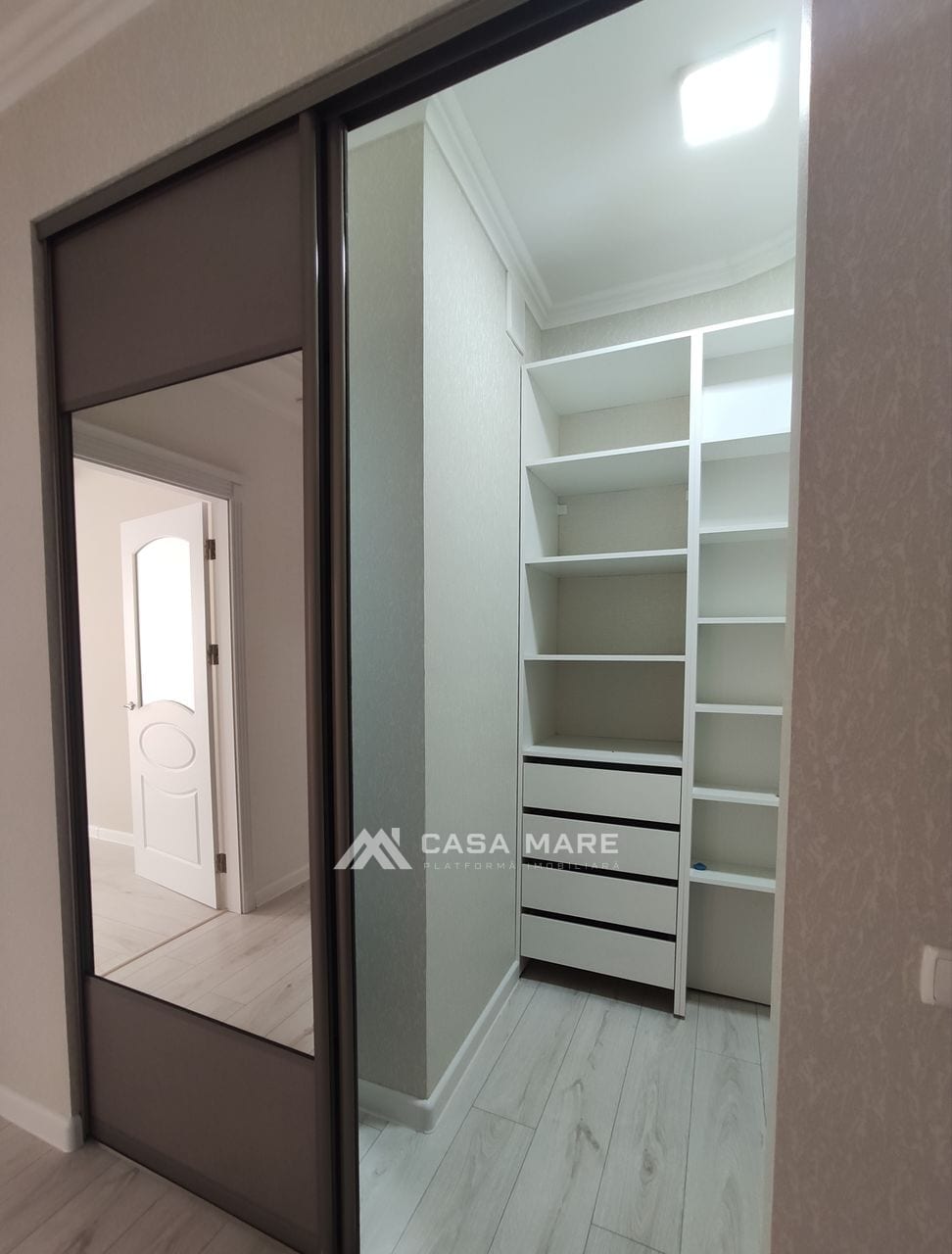 Apartament cu 2 camere, 80 m², Centru, Chișinău 8