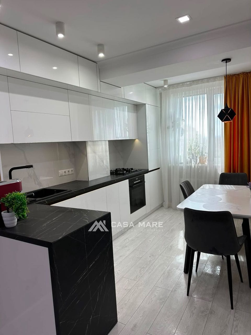 2-комнатная квартира, 66 м², Центр, Кишинёв 3