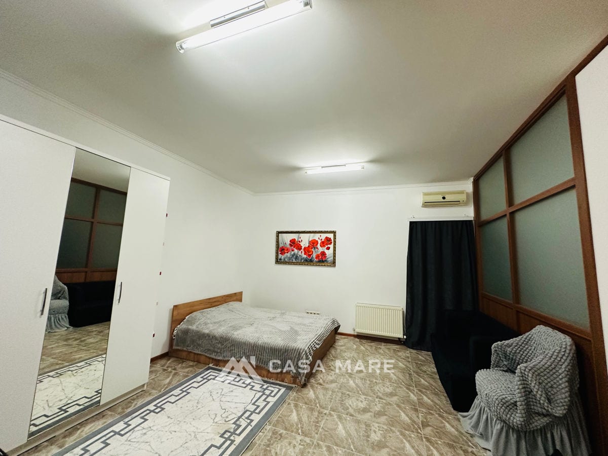 2-комнатная квартира, 50 м², Центр, Кишинёв 3