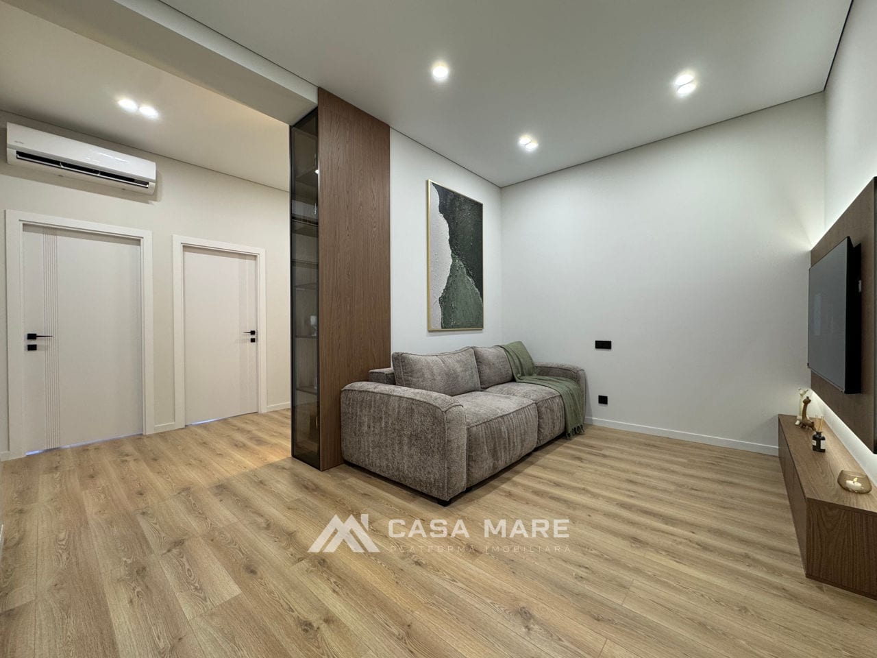 3-комнатная квартира, 85 м², Думбрава 1