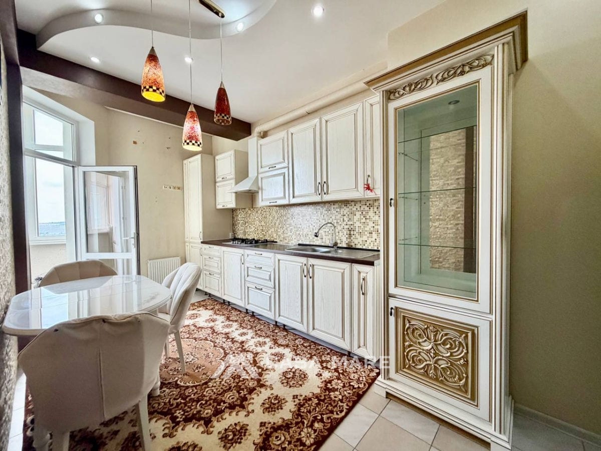 3-комнатная квартира, 150 м², Чеканы, Кишинёв 3