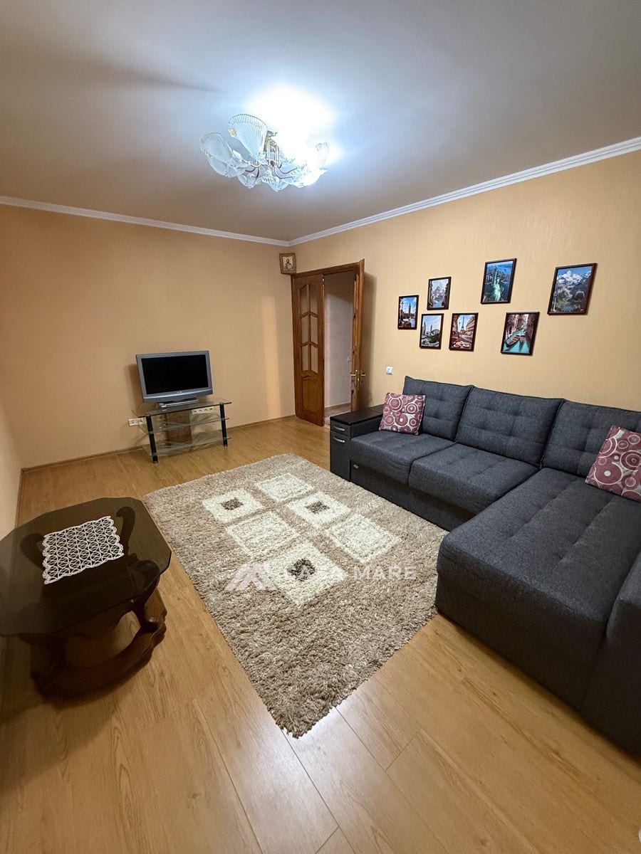 Apartament cu 2 camere, 50 m², Buiucani, Chișinău 2