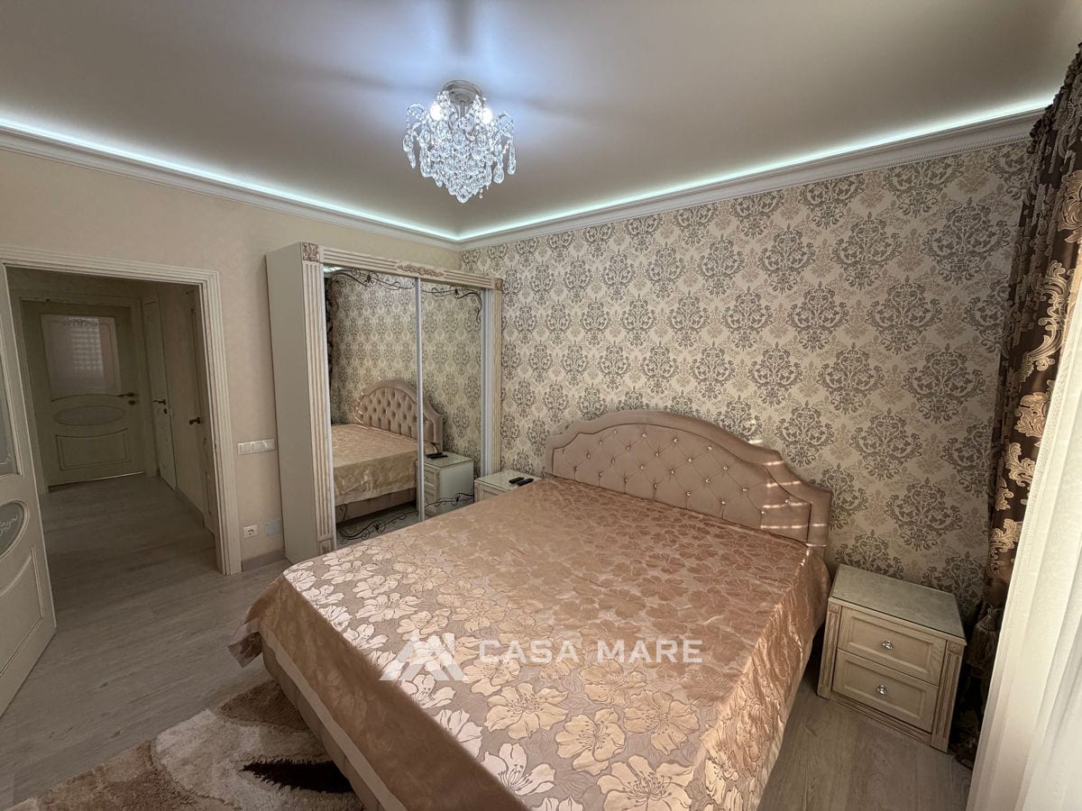 Apartament cu 3 camere, 88 m², Centru, Chișinău 2
