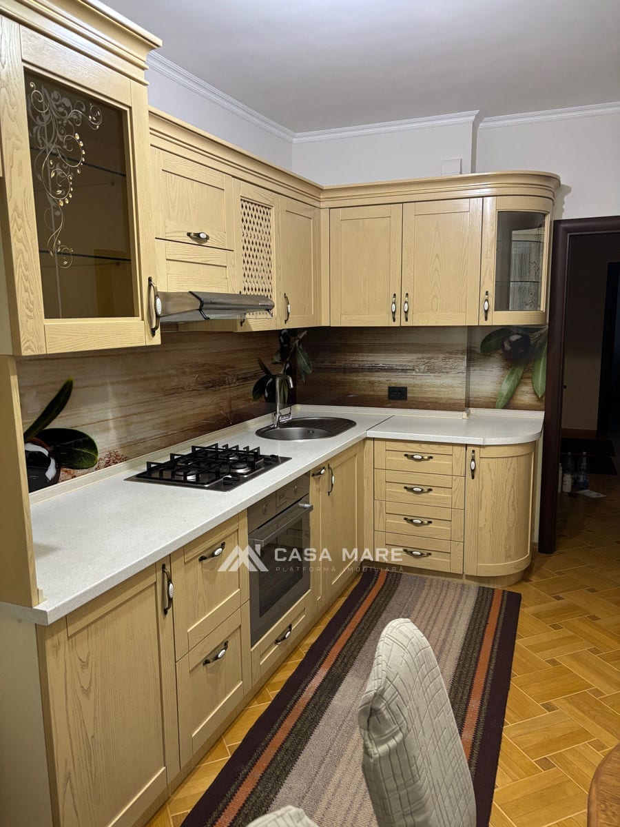 Apartament cu 2 camere, 75 m², Buiucani, Chișinău 1