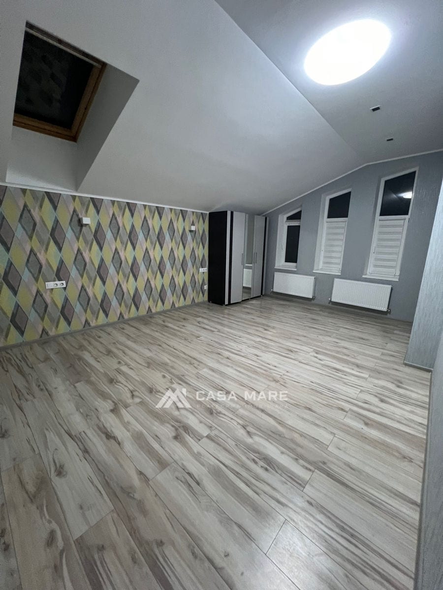 Apartament cu 2 camere, 88 m², Durlești 2