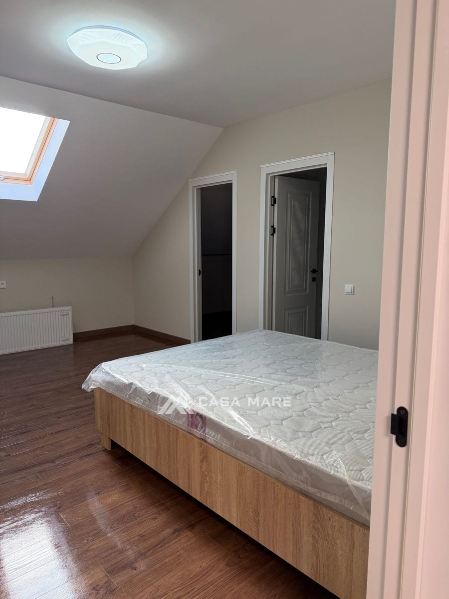 Apartament cu 3 camere, 163 m², Durlești 6