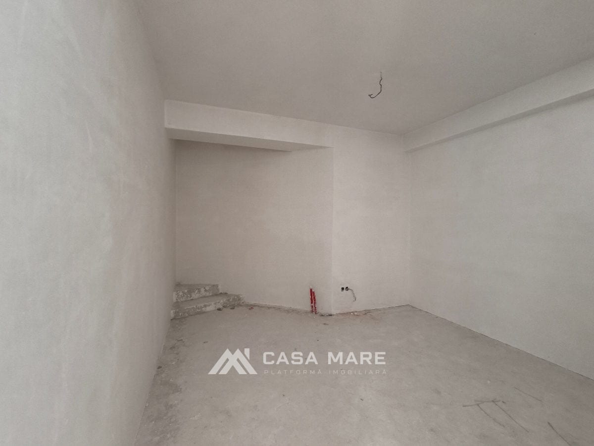 2-комнатная квартира, 81 м², Центр, Кишинёв 4