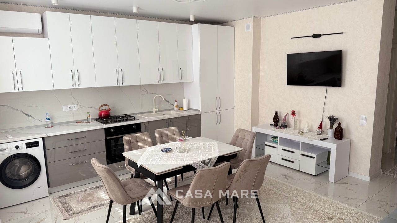 2-комнатная квартира, 40 м², Центр, Bălți 3