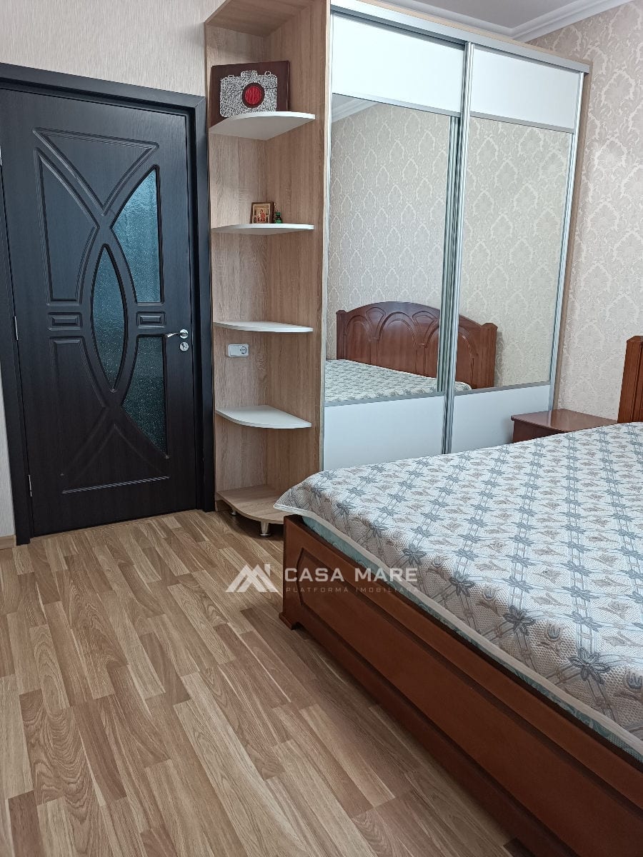 Apartament cu 2 camere, 60 m², Centru, Chișinău 2