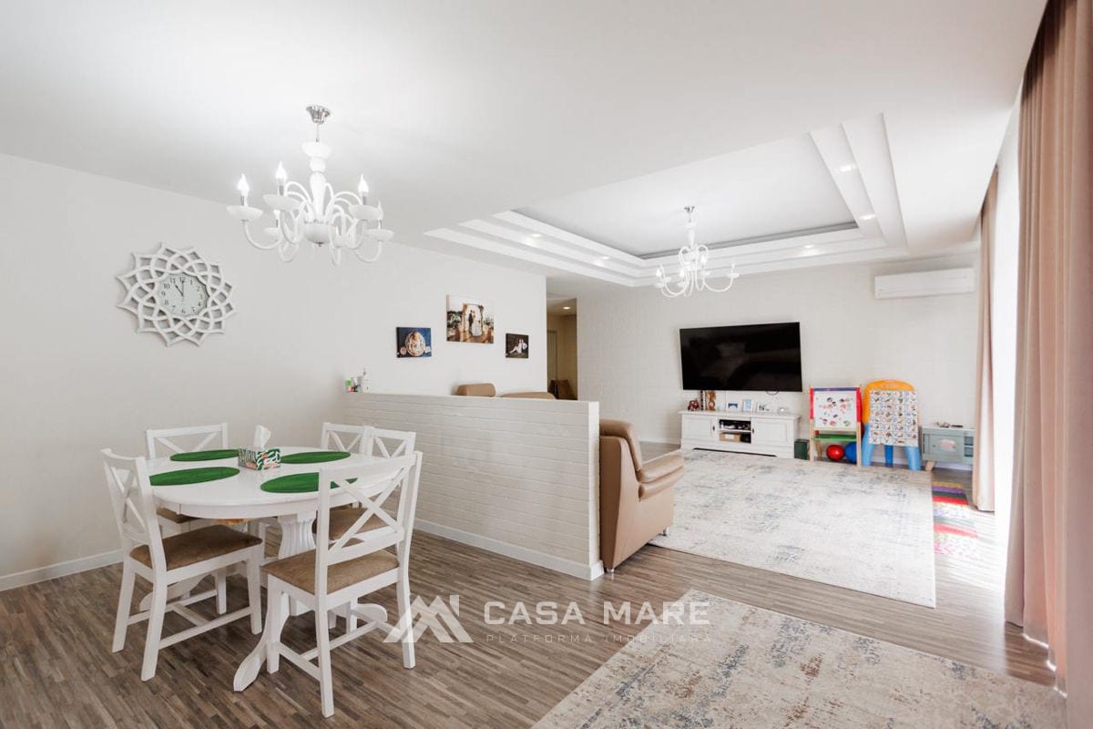 3-комнатная квартира, 154 м², Центр, Кишинёв 5
