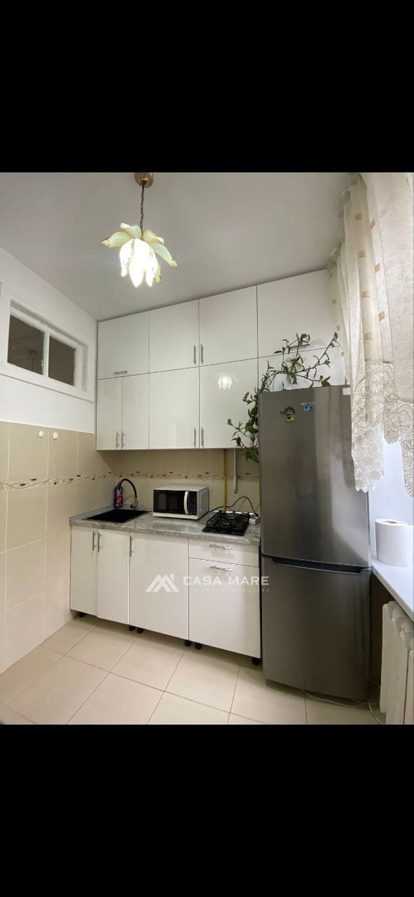 Apartament cu 2 camere, 35 m², Centru, Chișinău 2