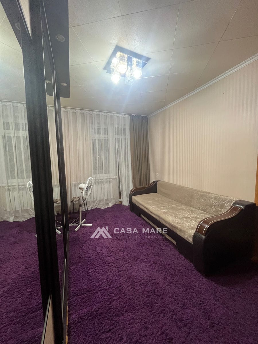2-комнатная квартира, 40 м², Центр, Bălți 3