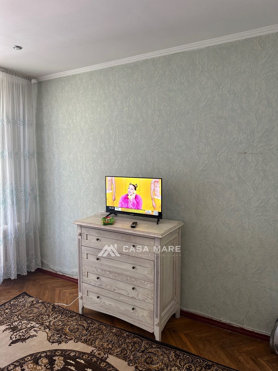 2-комнатная квартира, 56 м², Центр, Кишинёв 3