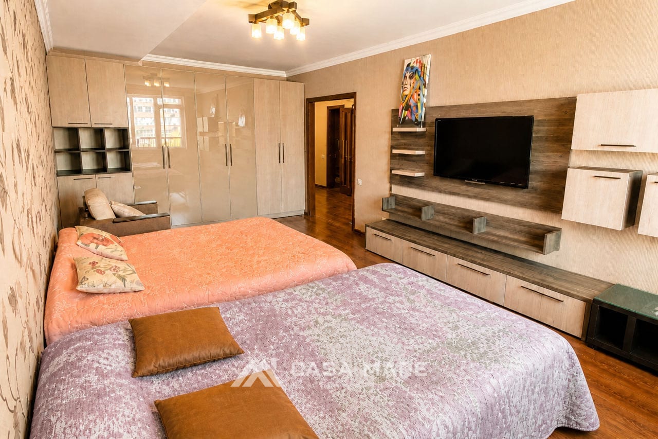3-комнатная квартира, 114 м², Центр, Кишинёв 5