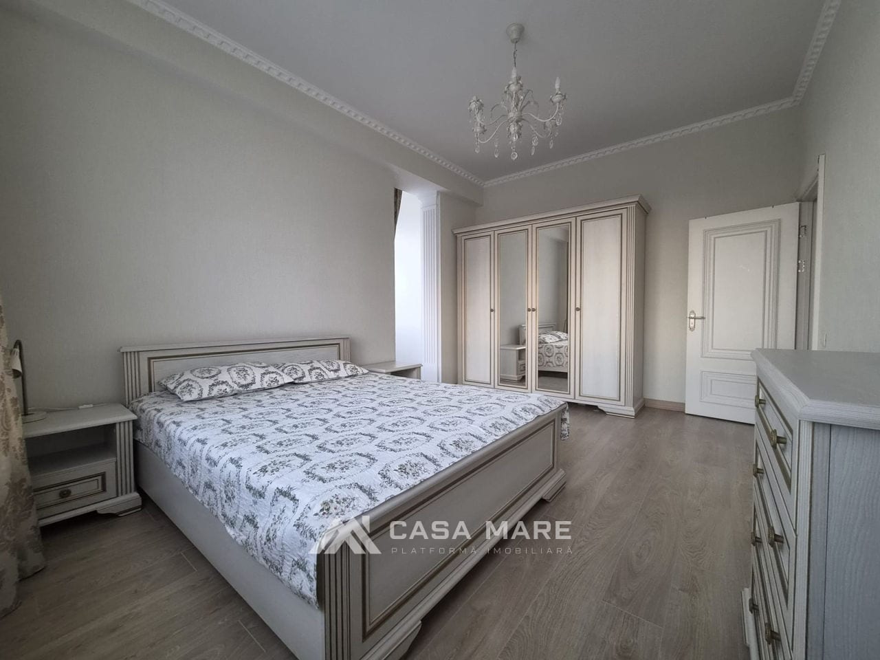 3-комнатная квартира, 74 м², Центр, Кишинёв 1