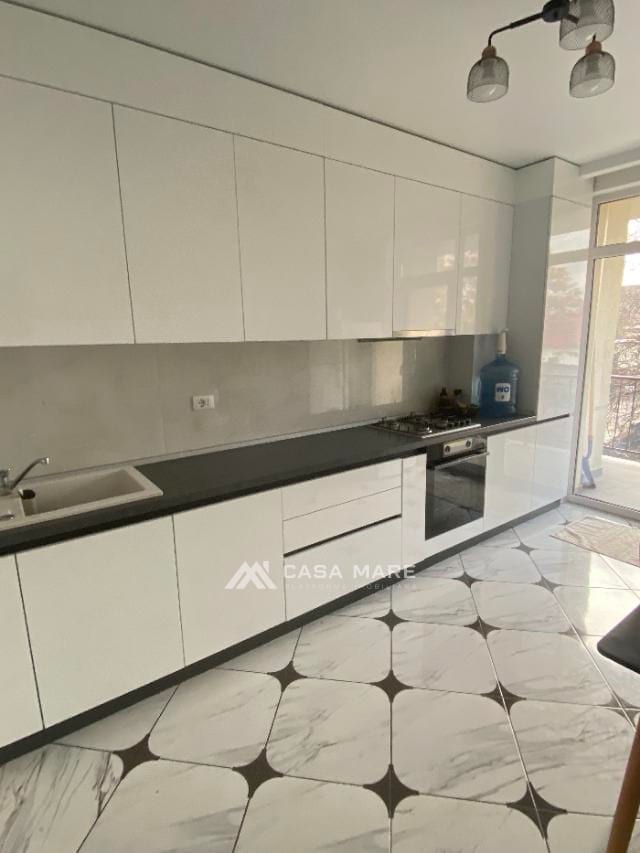2-комнатная квартира, 75 м², Центр, Кишинёв 2