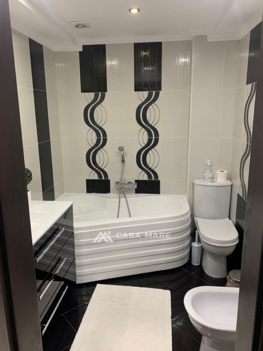2-комнатная квартира, 65 м², Кодру 7