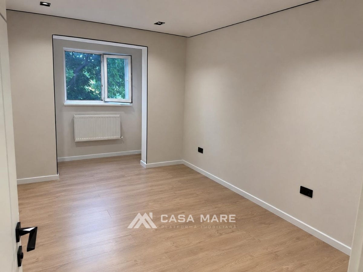 Apartament cu 3 camere, 79 m², 10 cartier, Bălți 3