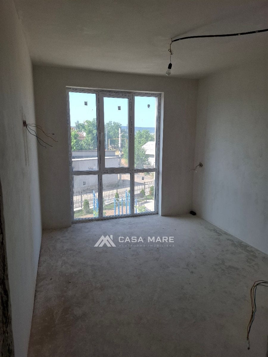 2-комнатная квартира, 74 м², Орхей 3