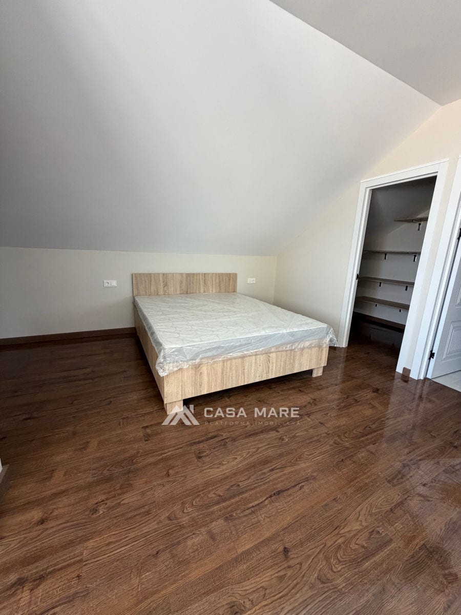 Apartament cu 3 camere, 163 m², Durlești 5