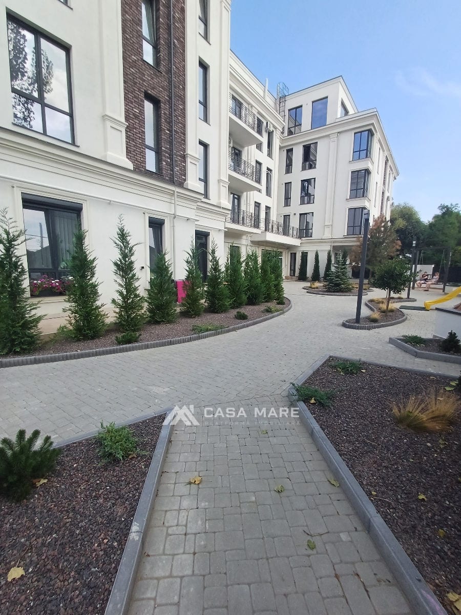 3-комнатная квартира, 99 м², Дурлешты 1