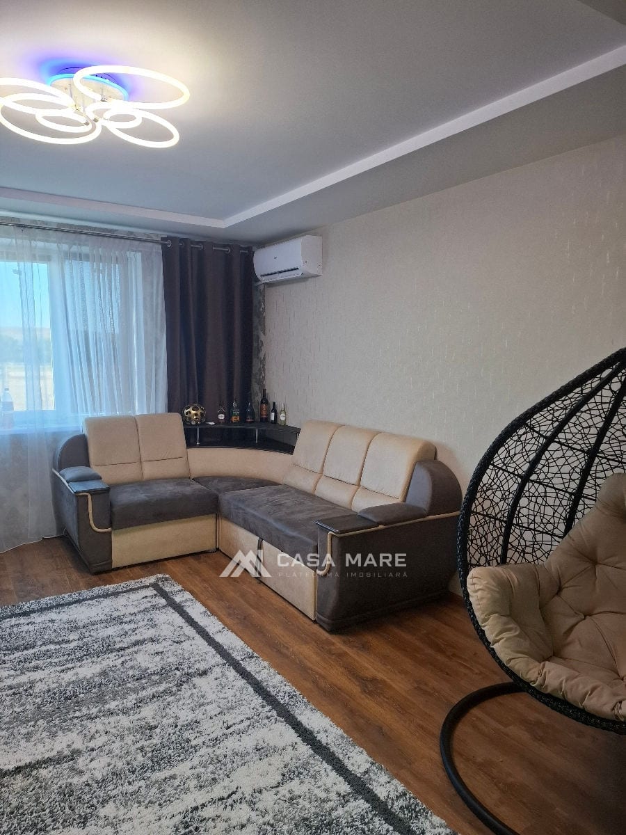 Apartament cu 3 camere, 74 m², Telenești 1