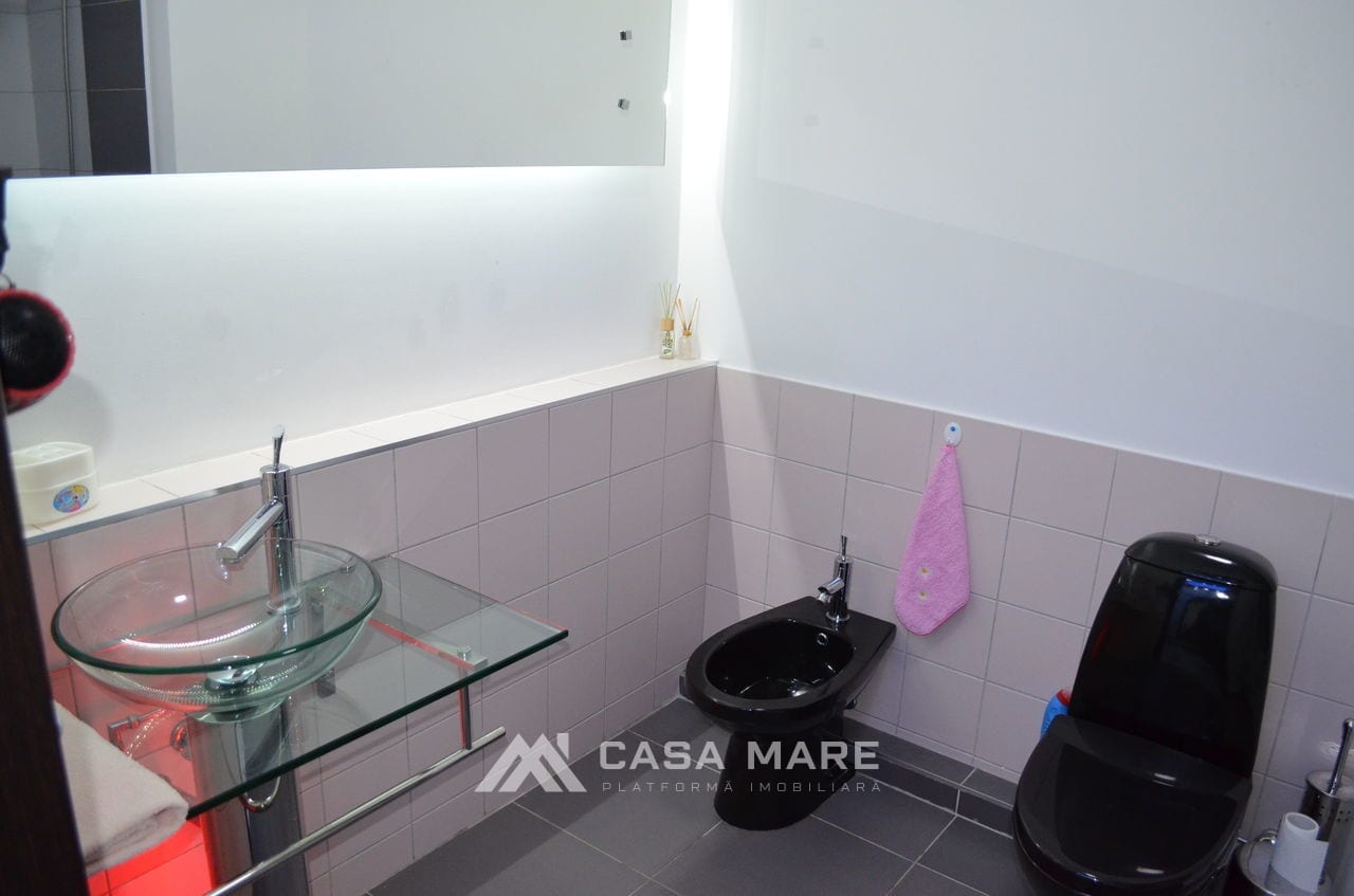 Apartament cu 2 camere, 65 m², Buiucani, Chișinău 8