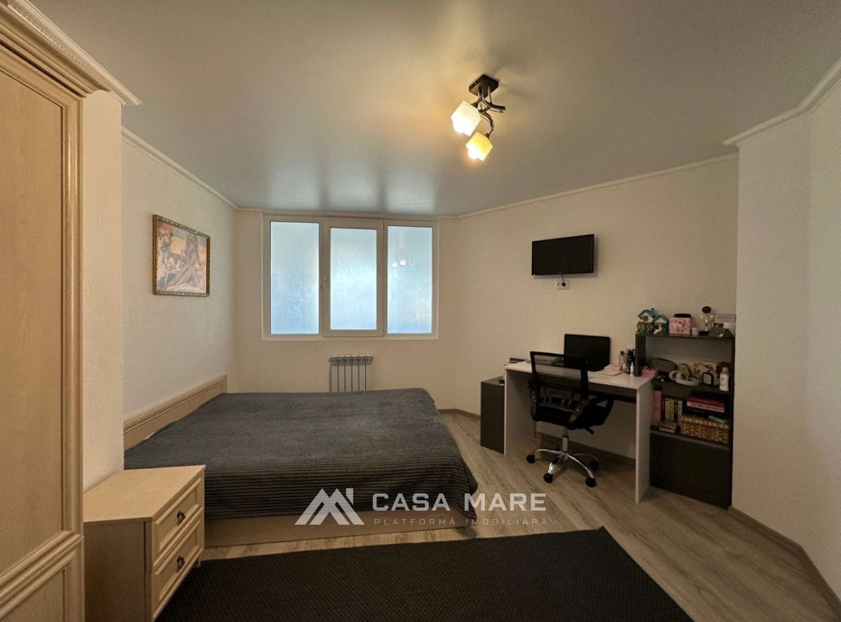 Apartament cu 2 camere, 87 m², Centru, Chișinău 2