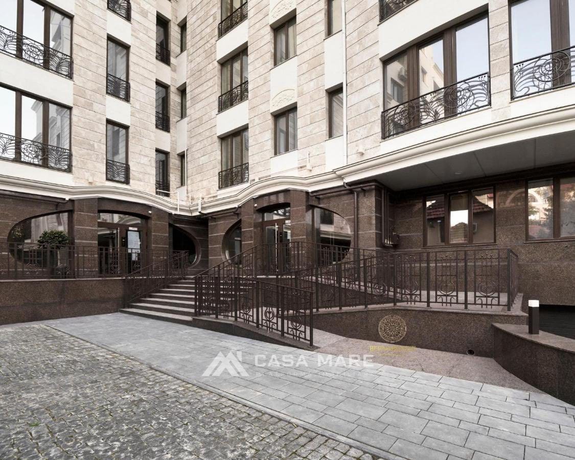2-комнатная квартира, 77 м², Центр, Кишинёв 10