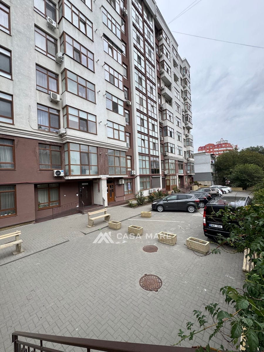 Apartament cu 2 camere, 60 m², Poșta Veche, Chișinău 1
