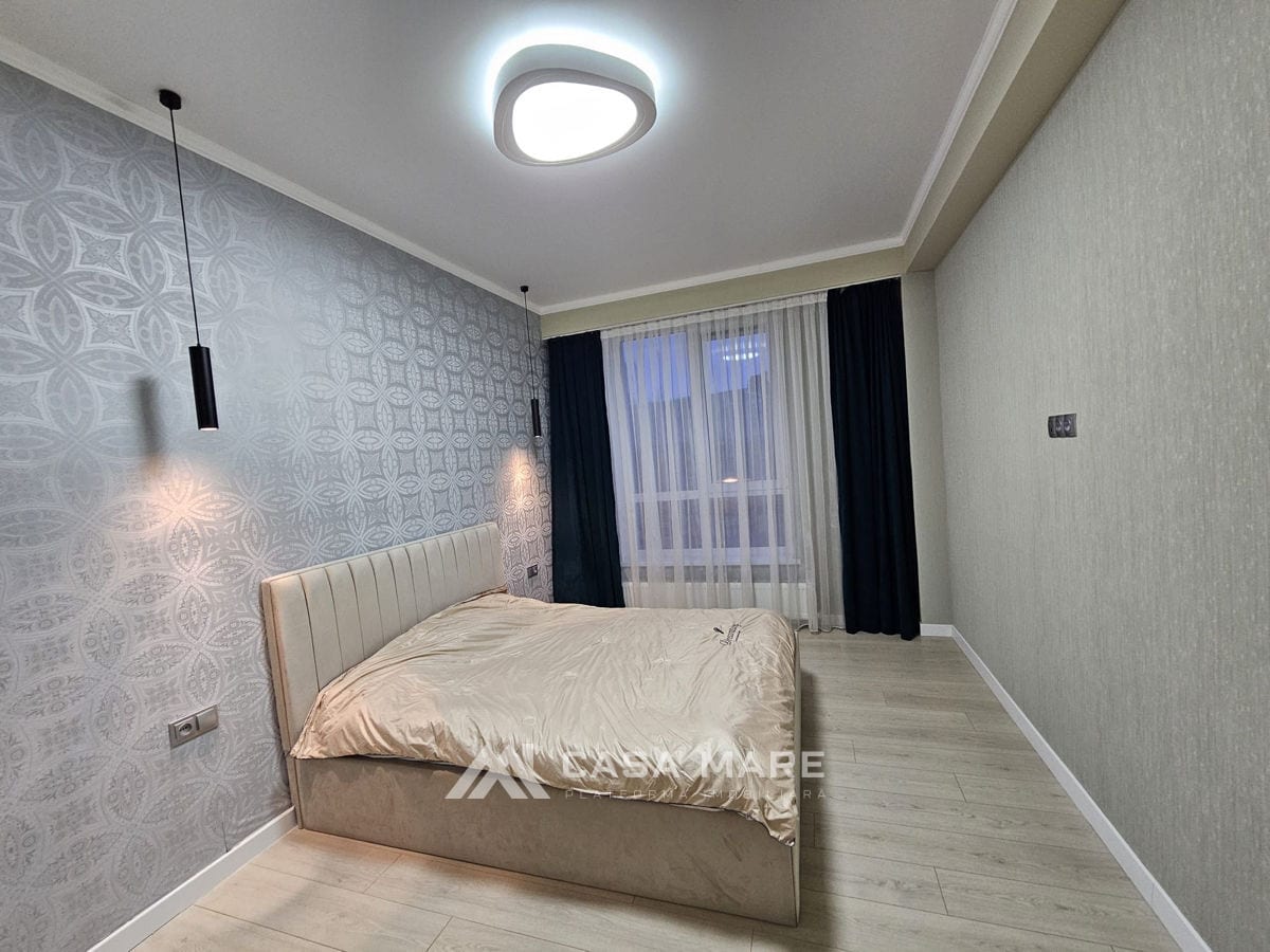 Apartament cu 2 camere, 70 m², Centru, Chișinău 1