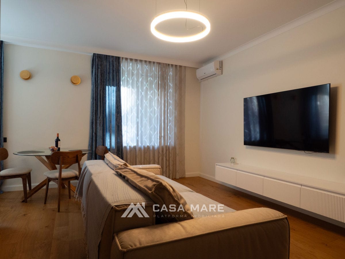 1-комнатная квартира, 50 м², Центр, Кишинёв 3
