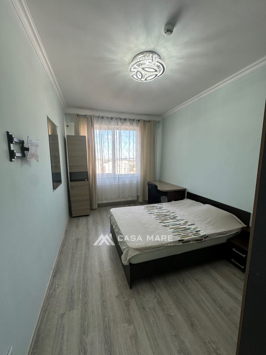 3-комнатная квартира, 100 м², Центр, Кишинёв 2