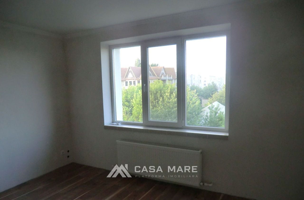 3-комнатная квартира, 68 м², Дрокия 3