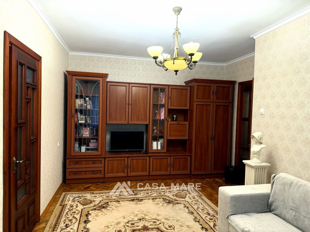 Apartament cu 3 camere, 63 m², Centru, Chișinău 2