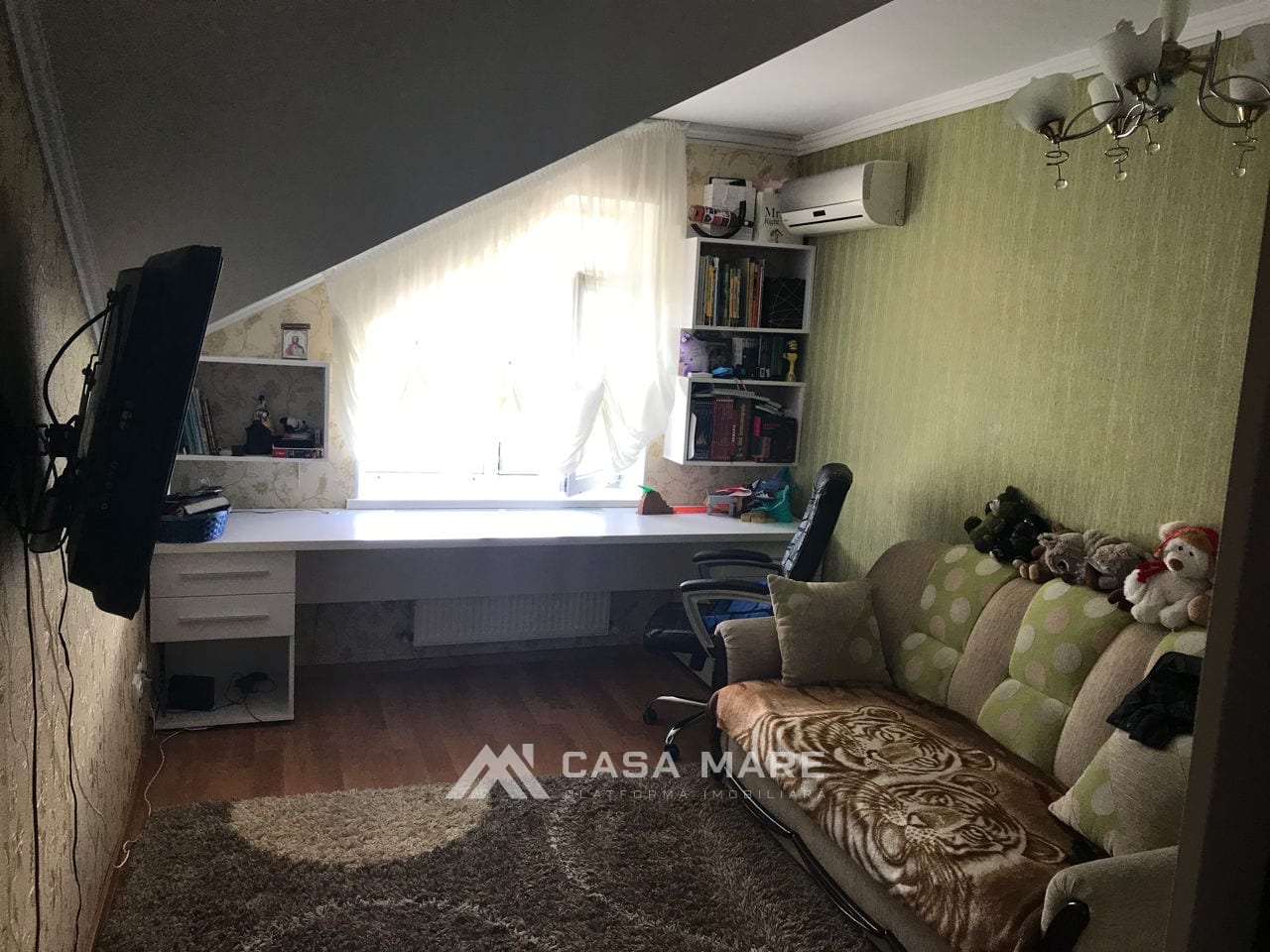 2-комнатная квартира, 67 м², Крикова 6